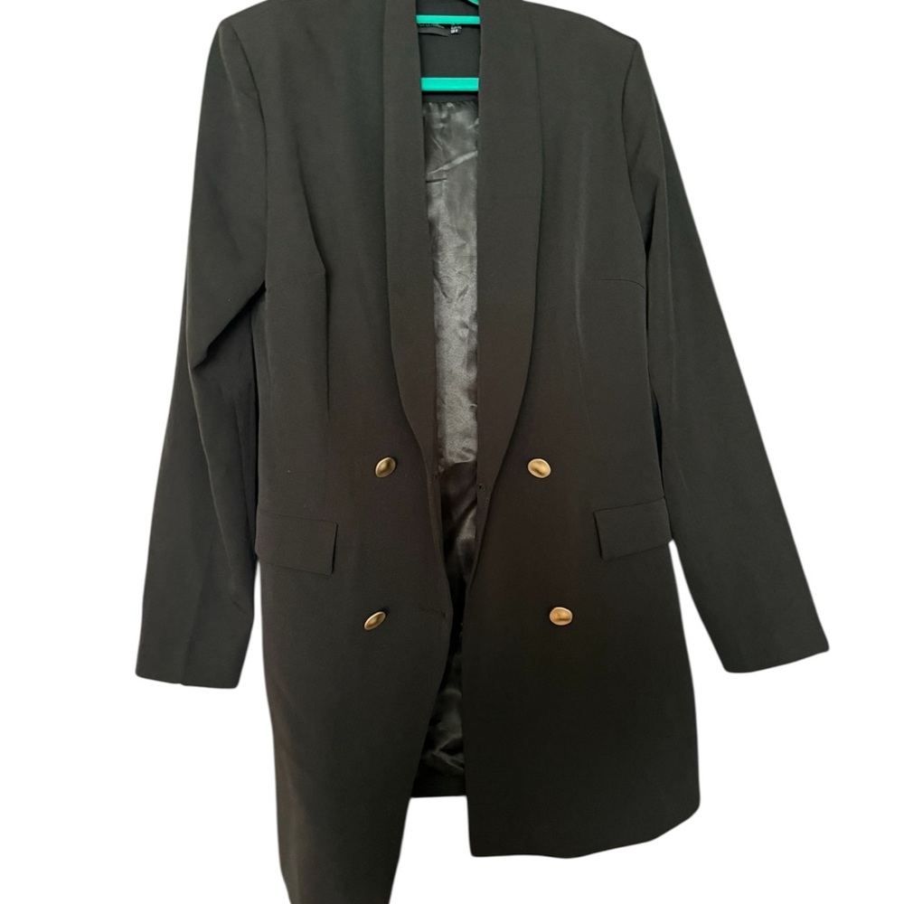 PrettyLittleThing Black Garment